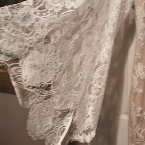 Lace Bell Sleeve Mini Dress - Picture 2 of 4